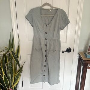 ePretty Light Gray Button-Front Midi Dress
